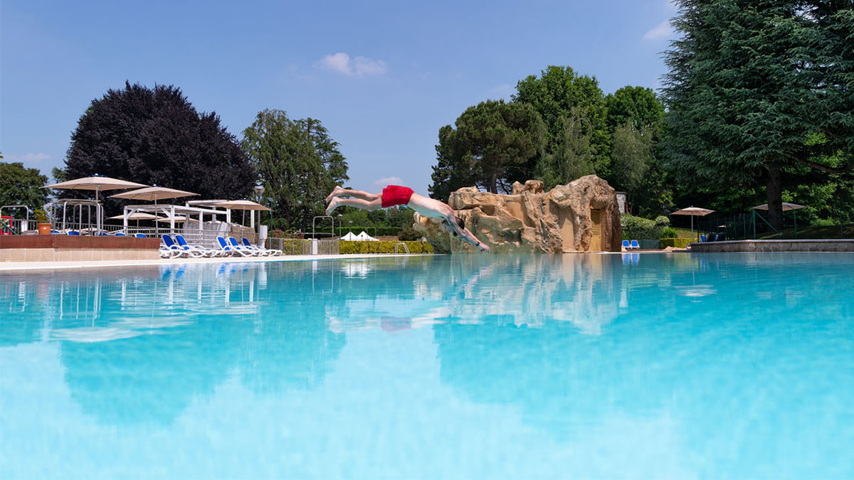 Tuffo a Idea Village
